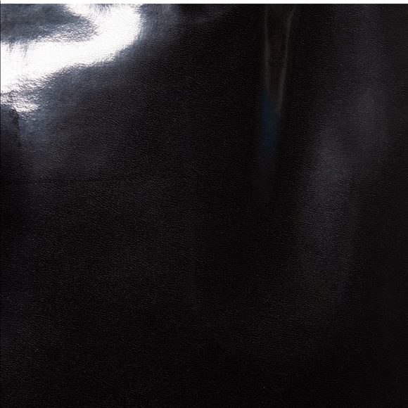 Blank NYC Shiny Faux Leather Miniskirt Black M 27 - Picture 5 of 9